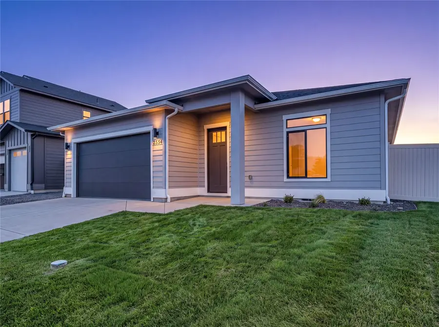 2534 5th Street Se, East Wenatchee, WA 98802 - #3