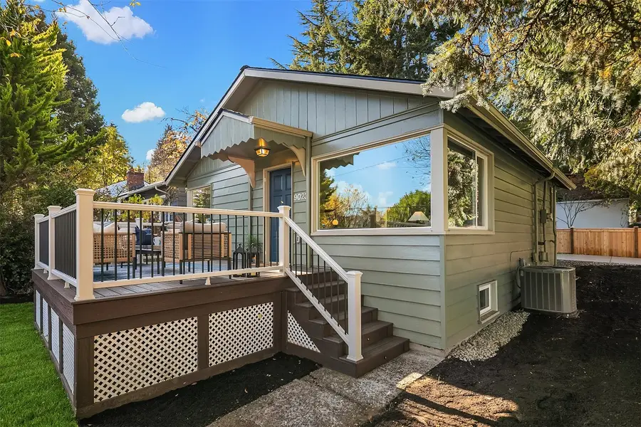 9023 20th Avenue Ne, Seattle, WA 98115 - #2
