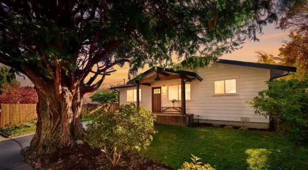 39171 SE Beta Street, Snoqualmie, WA 98065