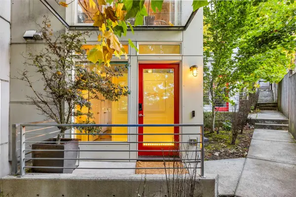 1005 Sturgus Avenue S, Seattle, WA 98144