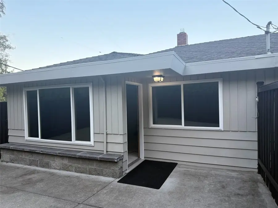 3128 SW Admiral Way, Seattle, WA 98126 - #3