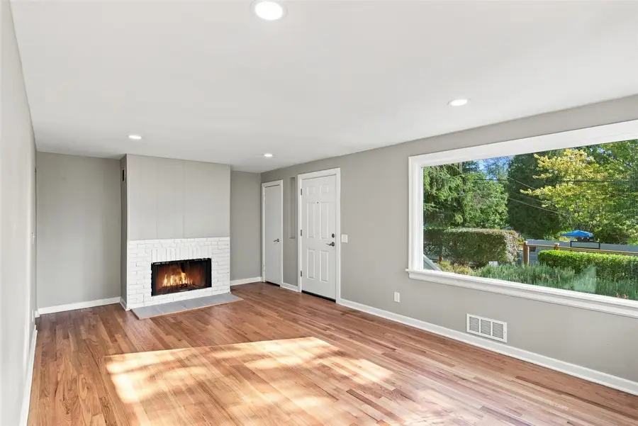 11261 Occidental Avenue S, Seattle, WA 98168 - #3
