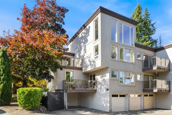 8503 Bowdoin Way #206, Edmonds, WA 98026