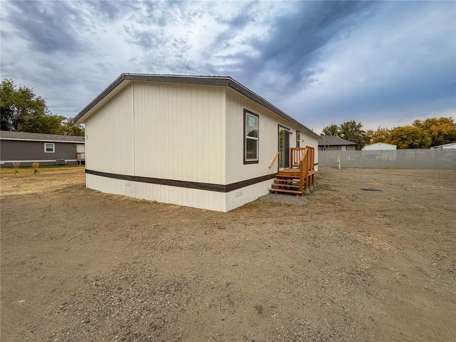 203106 E Bowles #65 Road, Kennewick, WA 99337 - #3