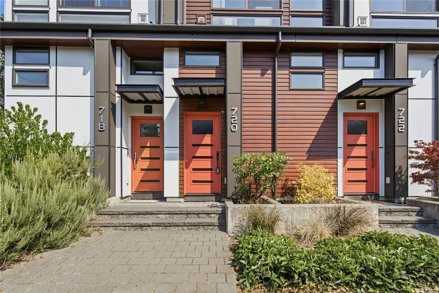 720 N 43rd St, Seattle, WA 98103 - #3