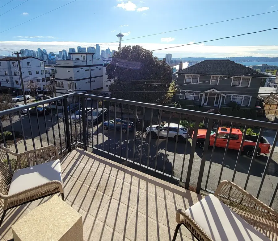 116 Aloha Street #116, Seattle, WA 98109 - #3