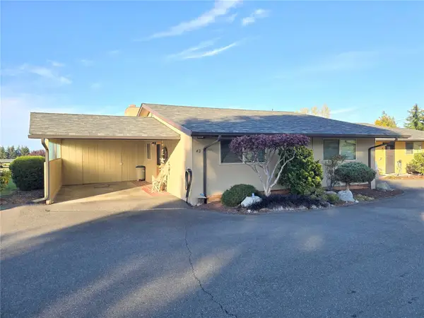 1301 S 3rd Avenue #4D, Sequim, WA 98382