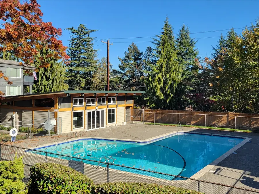 7021 Sand Point Way Ne #B222, Seattle, WA 98115 - #2