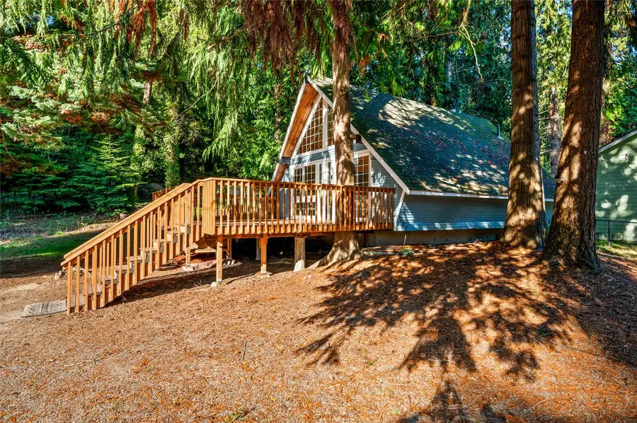 1407 Shuksan Drive, Camano Island, WA 98282 - #3