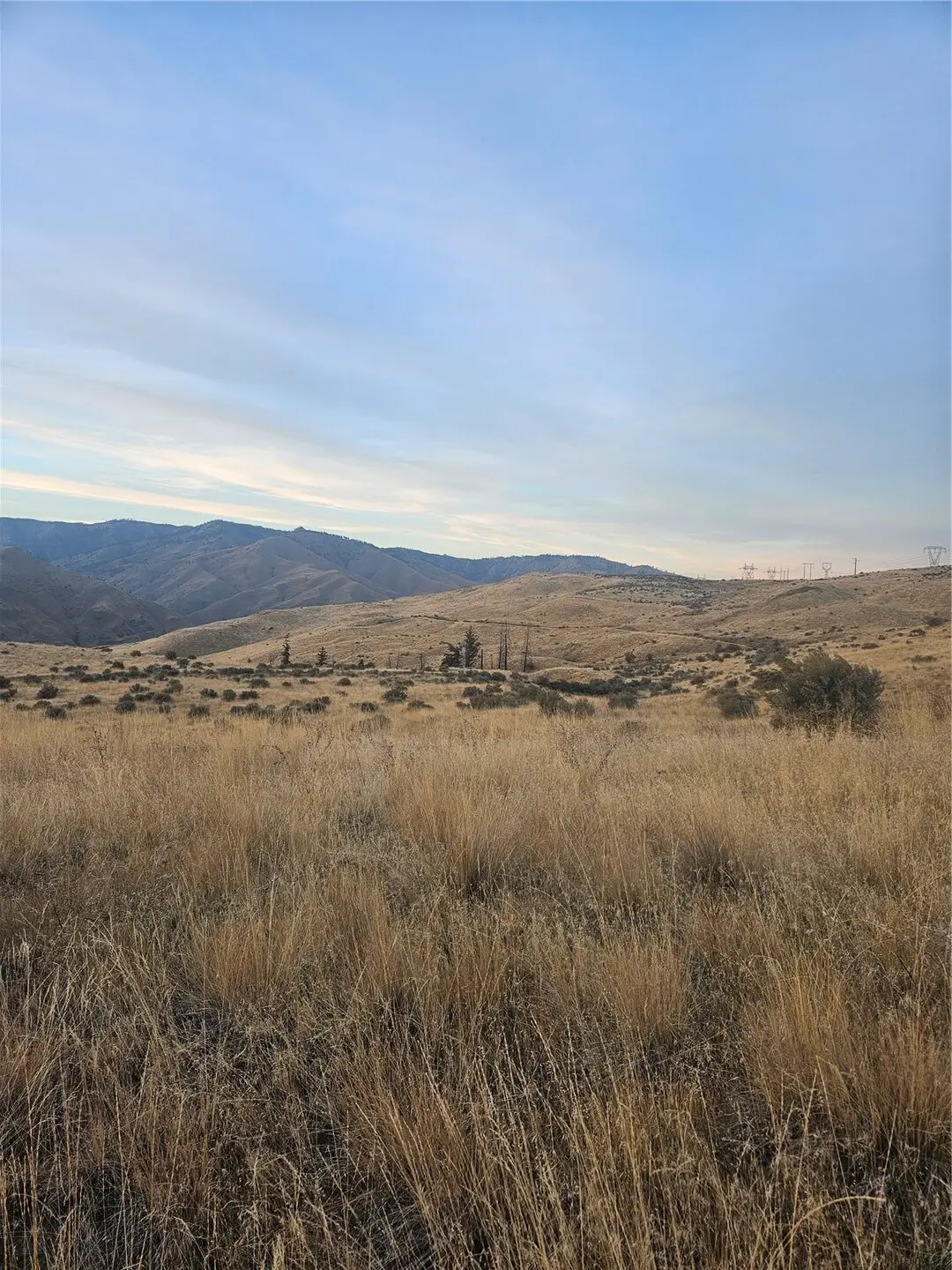 6 Blue Grade Road, East Wenatchee, WA 98802 - #1