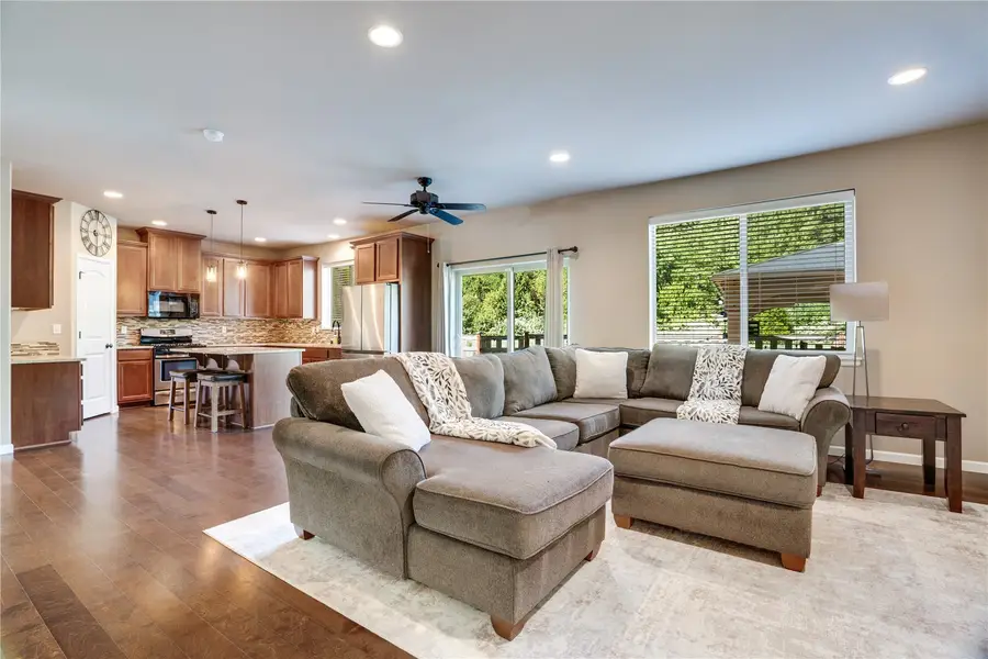5913 164th Avenue Ct E, Sumner, WA 98390 - #2