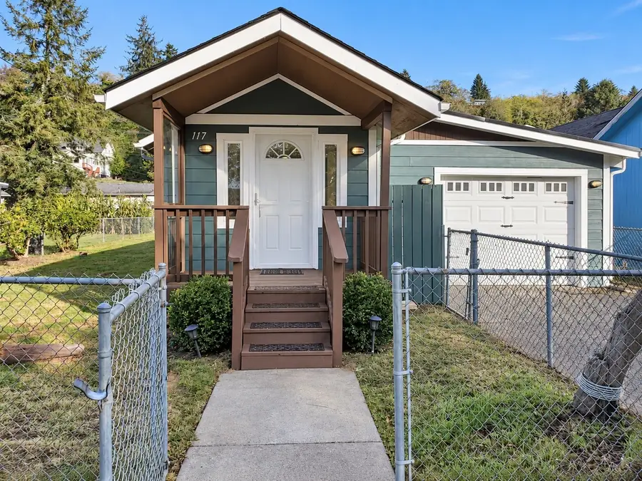 117 W Eklund Avenue, Hoquiam, WA 98550 - #3