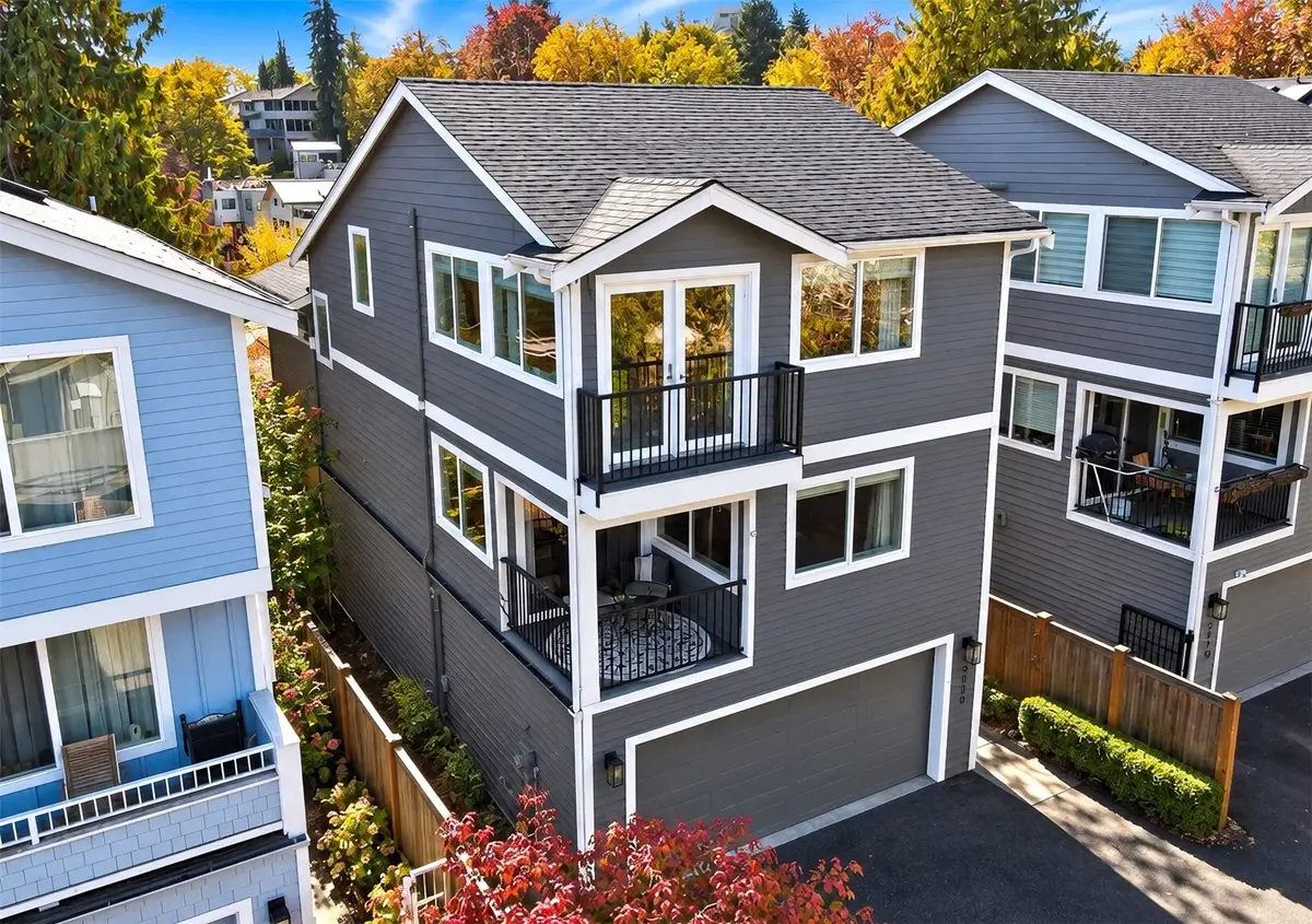3414 33rd Avenue Sw, Seattle, WA 98126 - #1