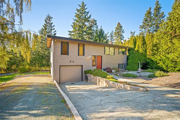 721 W Shelter Bay Drive, La Conner, WA 98257