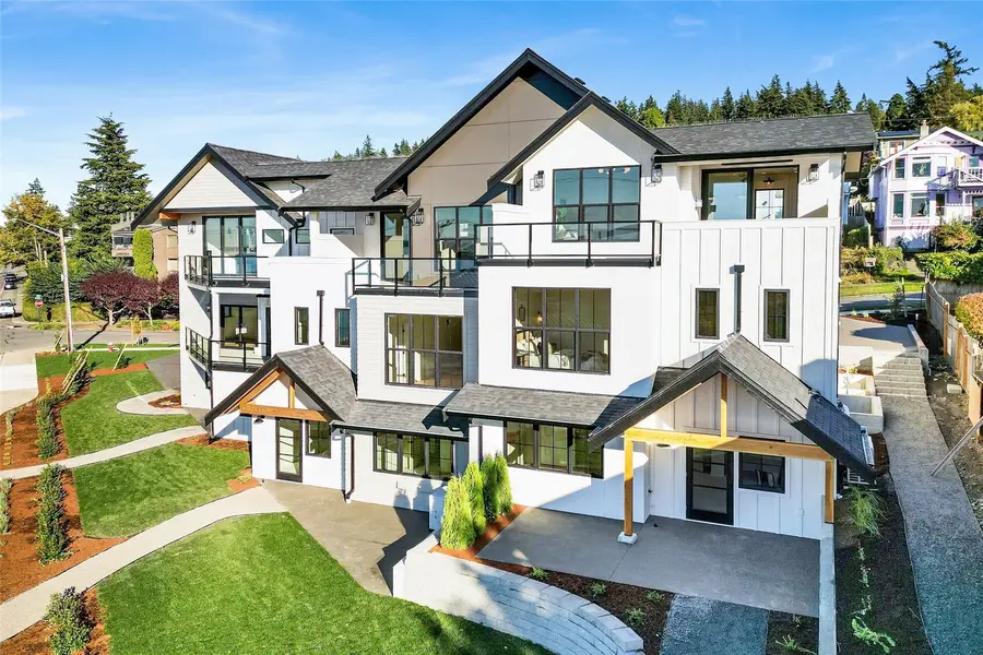 502 12th Street, Bellingham, WA 98225 - #3