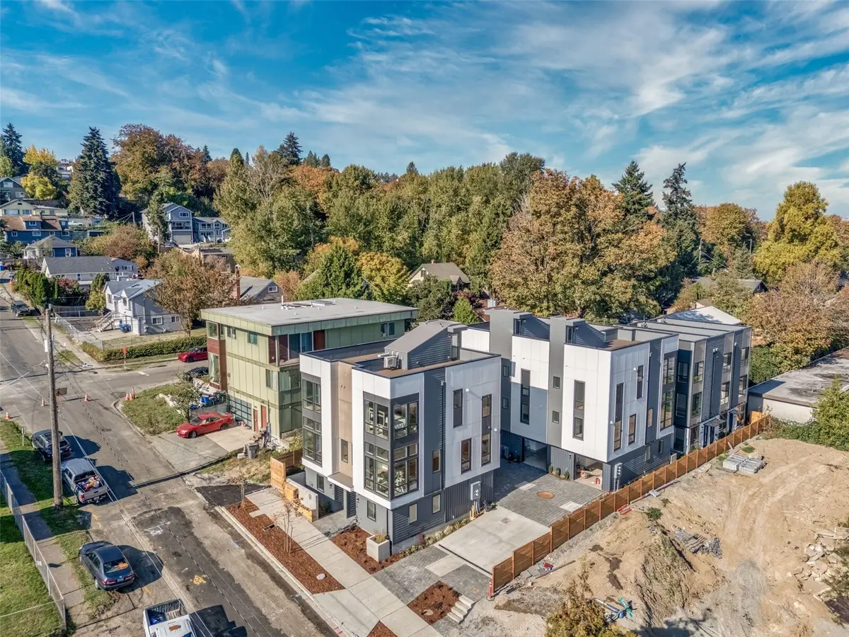 3216 S Dawson Street, Seattle, WA 98118 - #1