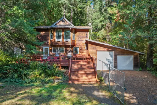 108 Kautz Pl, Ashford, WA 98304