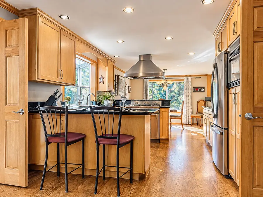 20207 SE 26th Street, Sammamish, WA 98075 - #2