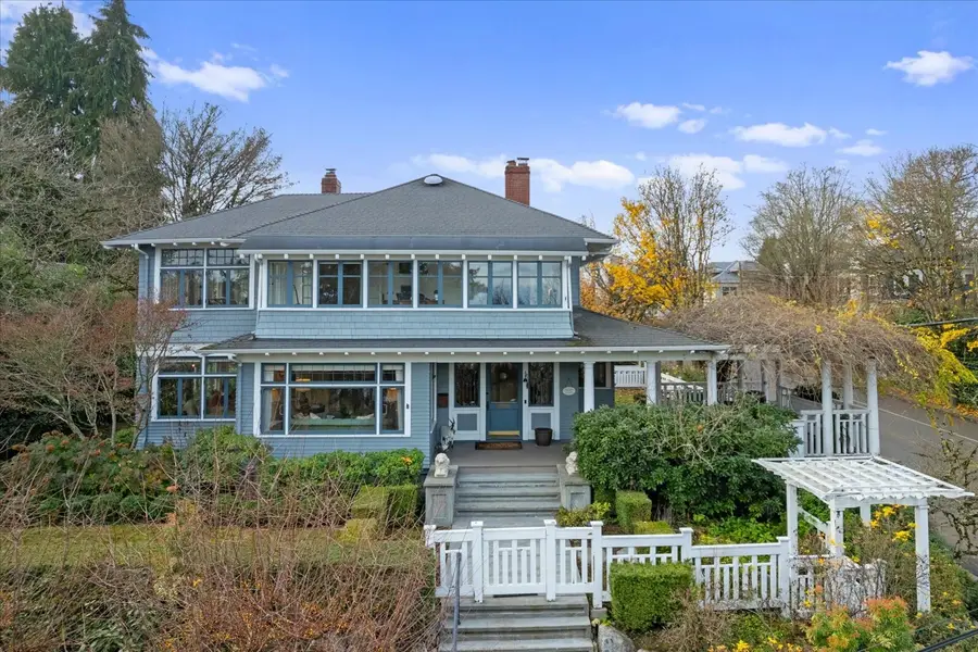 403 31st Avenue S, Seattle, WA 98144 - #2