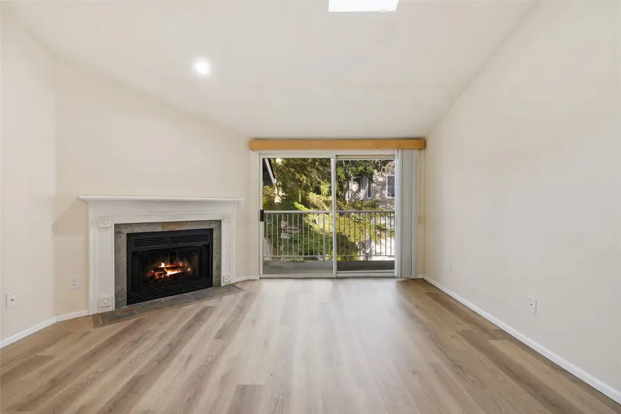 4106 Factoria Blvd Se #309, Bellevue, WA 98006 - #3