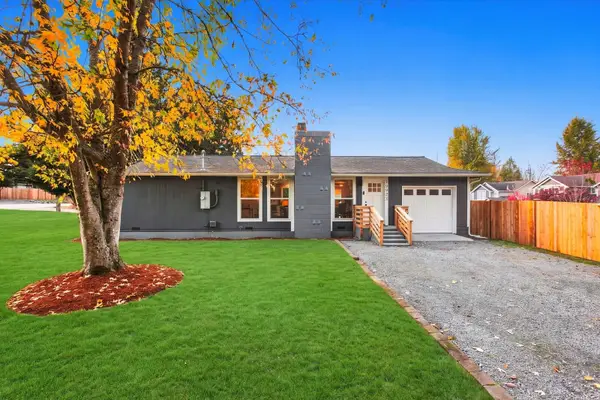 10923 28th Street Ne #A, Lake Stevens, WA 98258