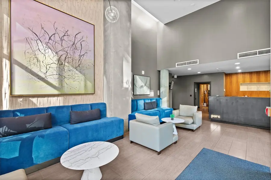 76 Cedar Street #805, Seattle, WA 98121 - #3