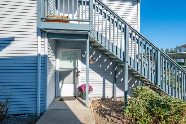 730 SE 8th Avenue #B102, Oak Harbor, WA 98277