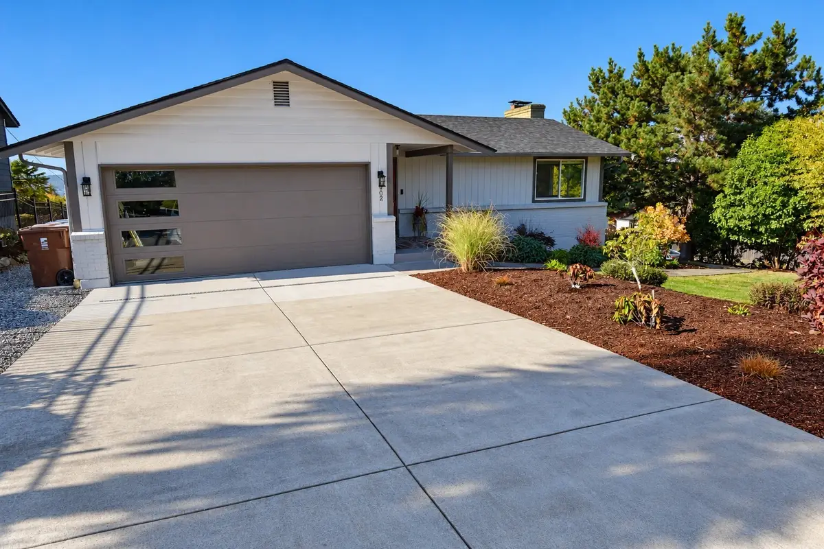 902 S Locust Lane, Tacoma, WA 98465 - #1