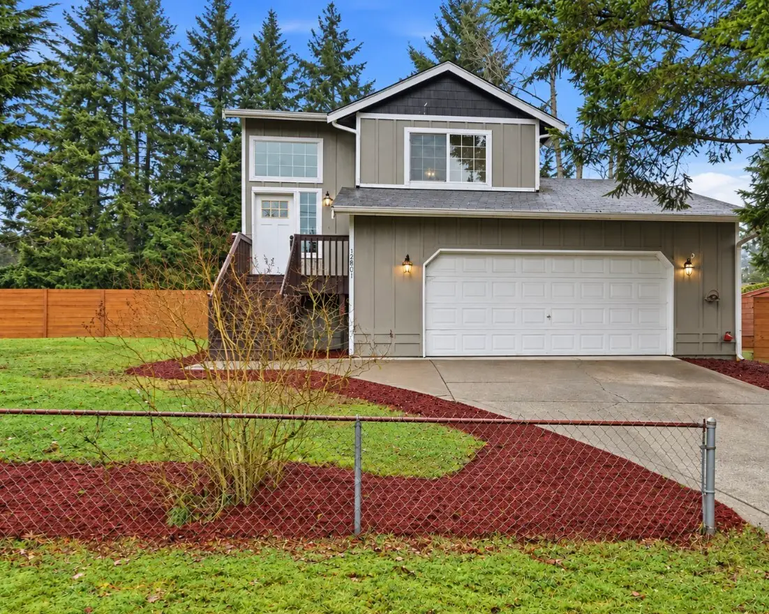12801 Ridge Circle E, Bonney Lake, WA 98391 - #1
