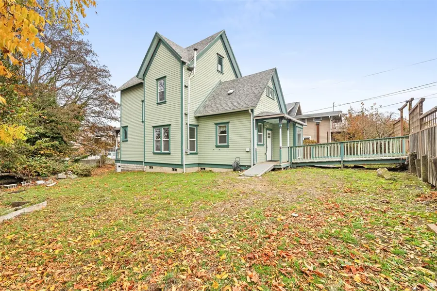 318 W 8th Street, Port Angeles, WA 98362 - #2
