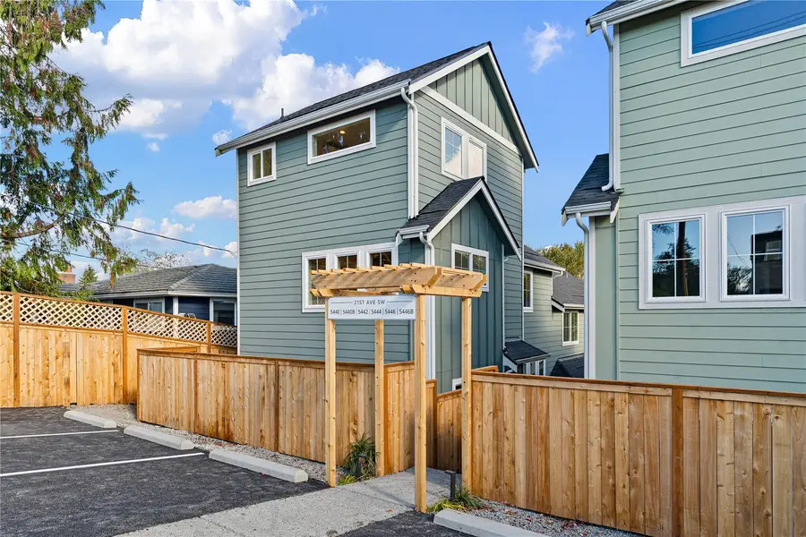 5440 21st Avenue Sw, Seattle, WA 98106 - #2
