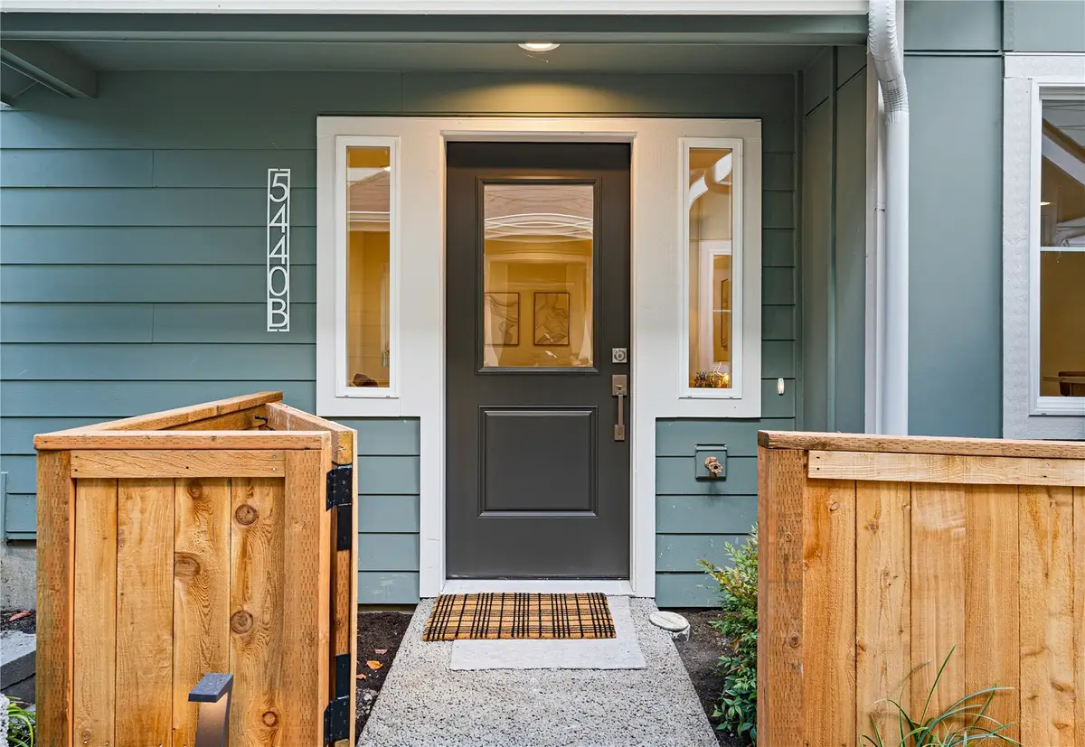 5440 21st Avenue Sw, Seattle, WA 98106 - #1