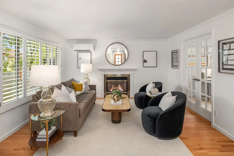 607 23rd Avenue E, Seattle, WA 98112 - #2