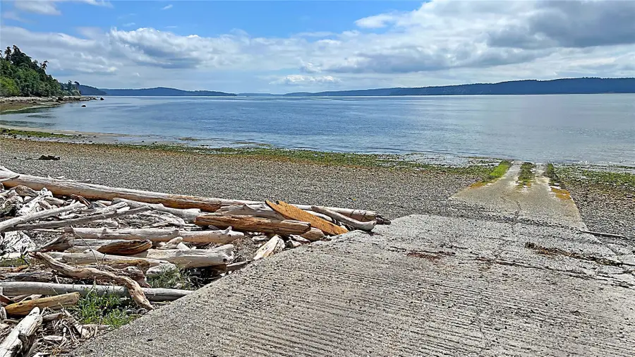 127 Admiralty Way #127, Camano Island, WA 98282 - #2