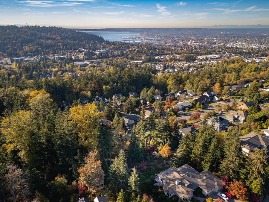 145 47th Street #1, Bellingham, WA 98229 - #3