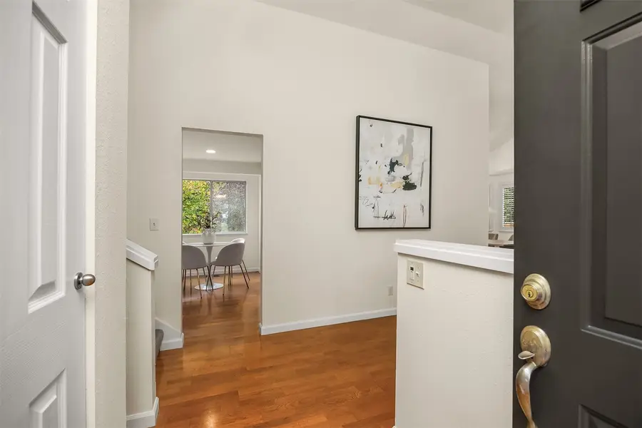 11915 80th Place Ne, Kirkland, WA 98034 - #3