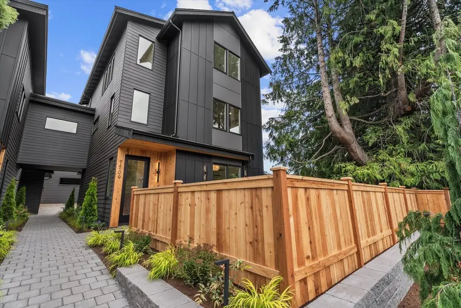 7509 12th Avenue Sw, Seattle, WA 98106 - #2
