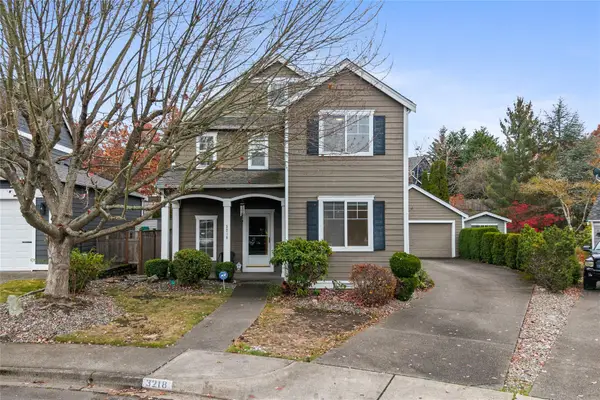 3218 Parkside Circle Ne, Tacoma, WA 98422