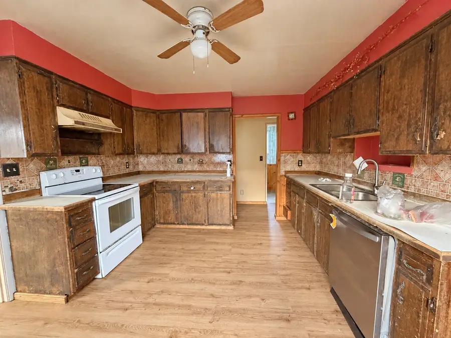 1015 Maple Street, Hoquiam, WA 98550 - #2