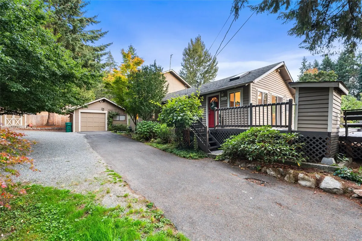 1228 S Lake Stickney Drive, Lynnwood, WA 98087 - #1