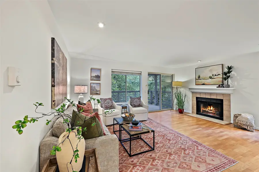 9912 NE 142nd Place #B 302, Kirkland, WA 98034 - #3
