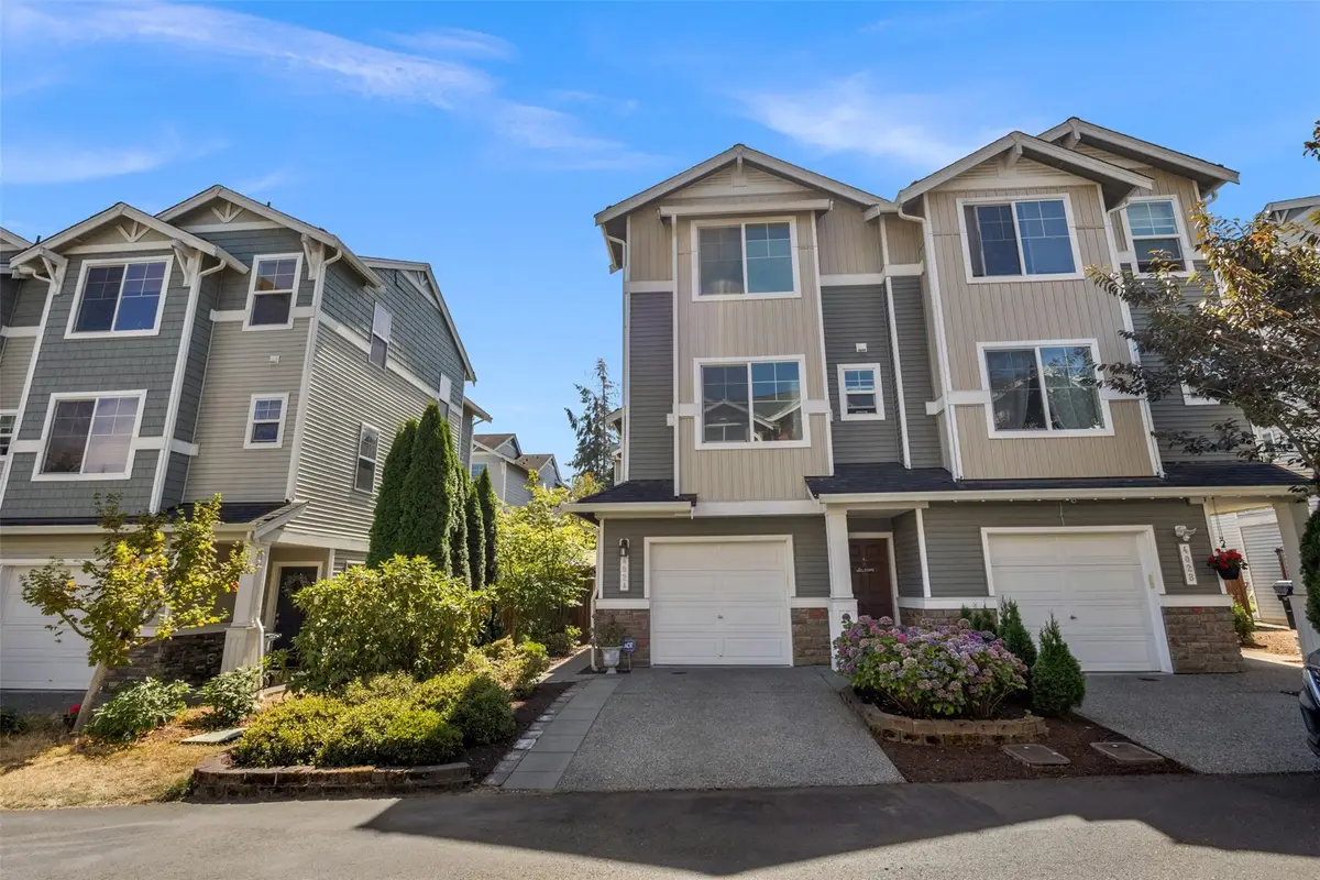 402 126th Place Se #A, Everett, WA 98208 - #1