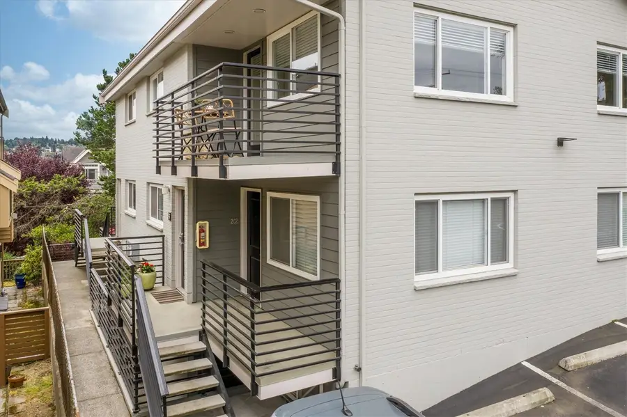 2818 NW 56th Street #302, Seattle, WA 98107 - #2