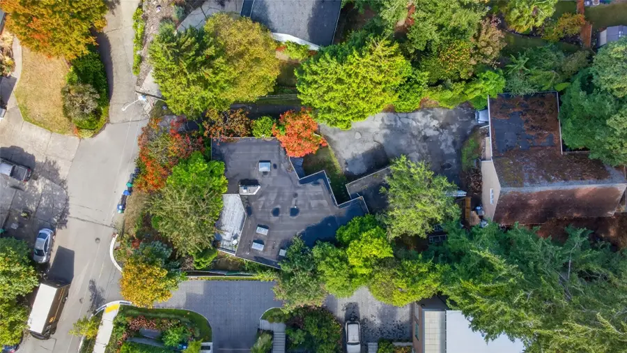 7828 115th Place Ne, Kirkland, WA 98033 - #2