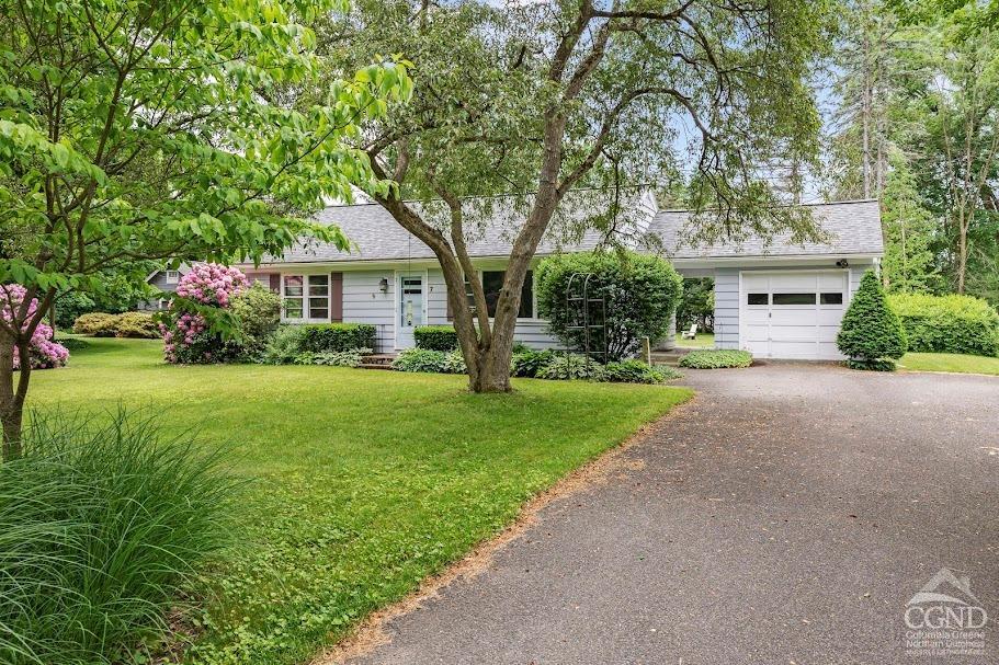 7 Eichybush Road, Kinderhook, NY 12106 ERA