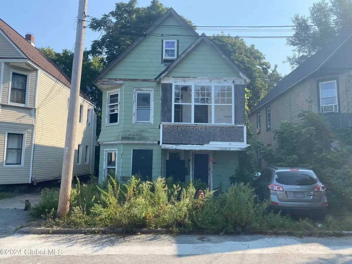 609 Bluff Avenue, Schenectady, NY 12303 - Image #1