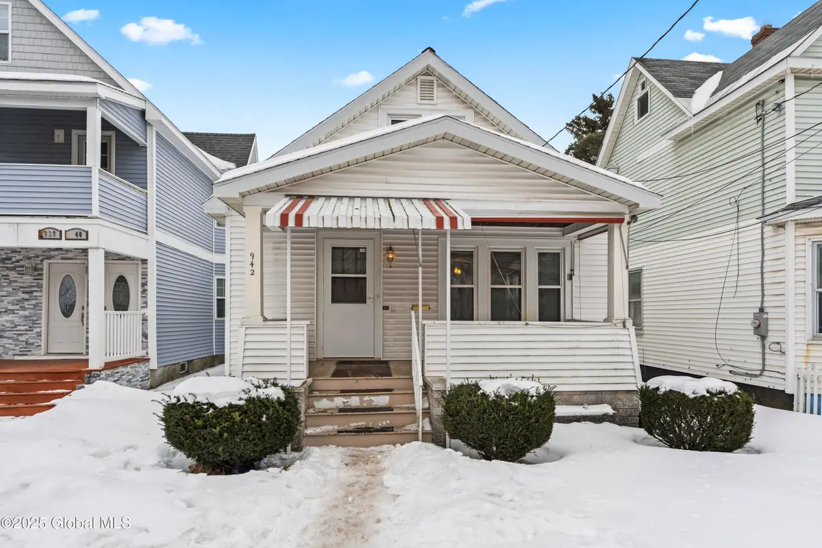 942 Norwood Avenue, Schenectady, NY 12303 - #1