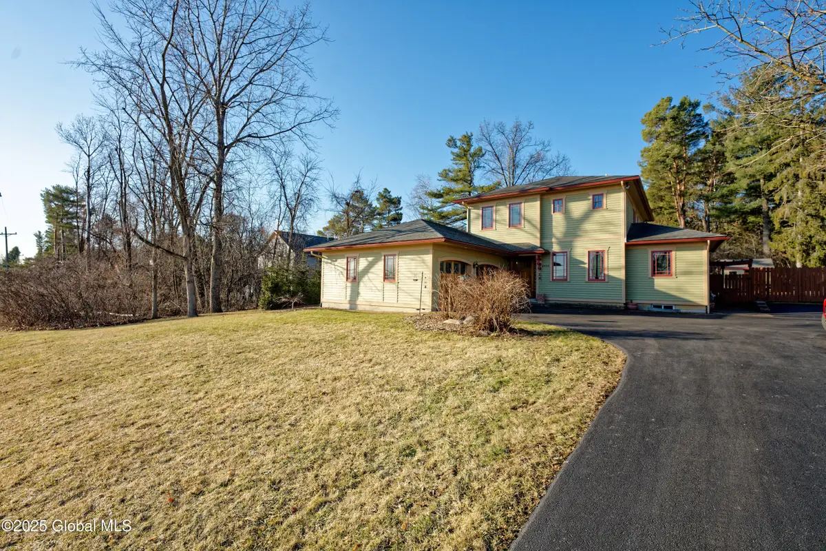 2430 River Road, Niskayuna, NY 12309 - #1