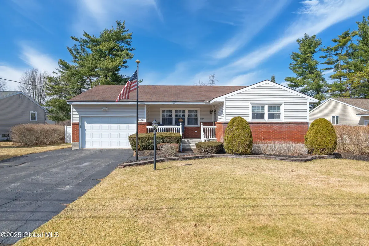 1054 Theodore Road, Rotterdam, NY 12303 - #1