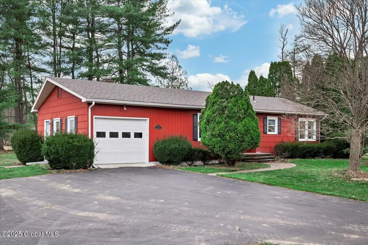 3593 Guilderland Avenue, Rotterdam, NY 12306 - #1